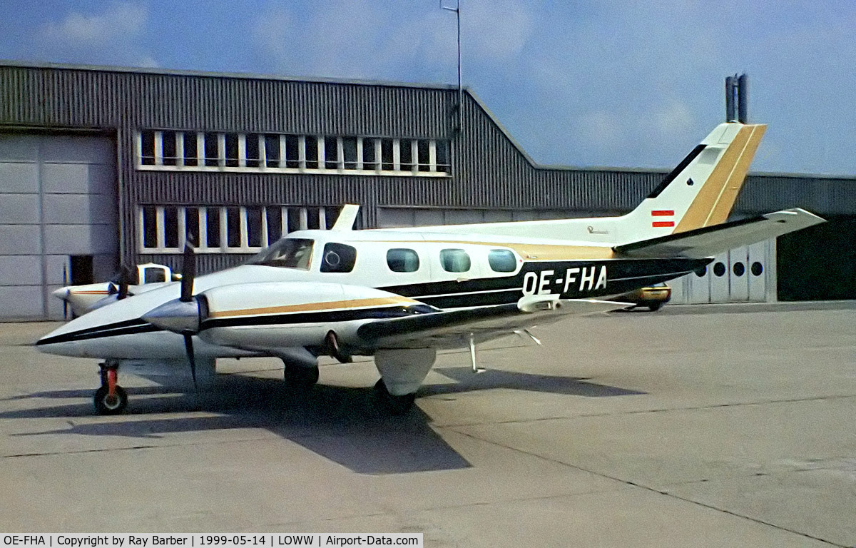 OE-FHA, 1979 Beech B-60 Duke C/N P-502, Beech B60 Duke [P-502] Vienna-Schwechat~OE 14/05/1999. From a slide.