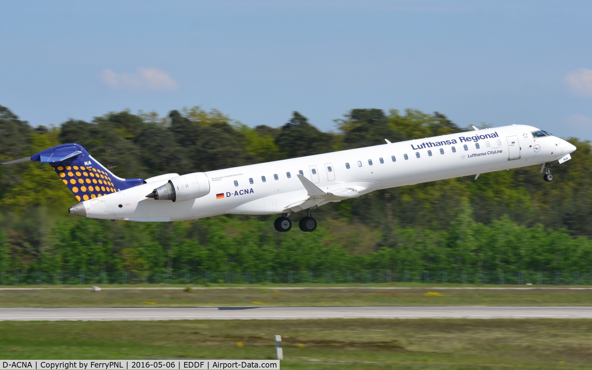D-ACNA, 2009 Bombardier CRJ-900 NG (CL-600-2D24) C/N 15229, Lufthansa Cityline CL900 taking-off.