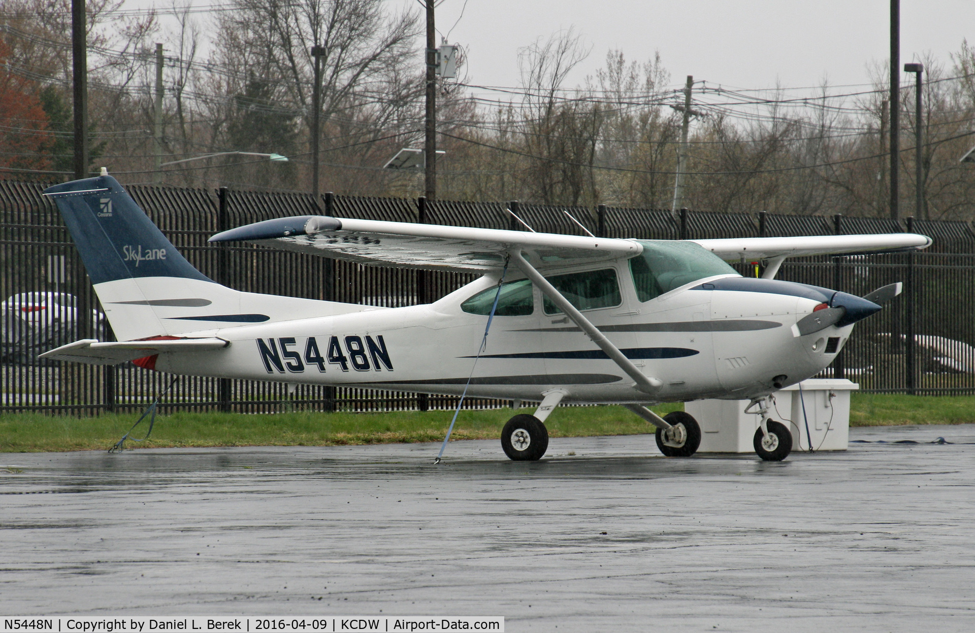 N5448N, 1980 Cessna 182R Skylane C/N 18267722, Slick Skylane on a slick day