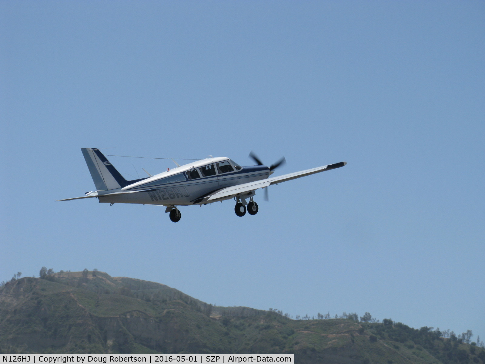 N126HJ, 1969 Piper PA-24-260TC Comanche Turbo C C/N 24-4878, 1969 Piper PA-24-260TC COMANCHE TURBO C, Lycoming TIO-540-N1A5 260 Hp, takeoff climb Rwy 22