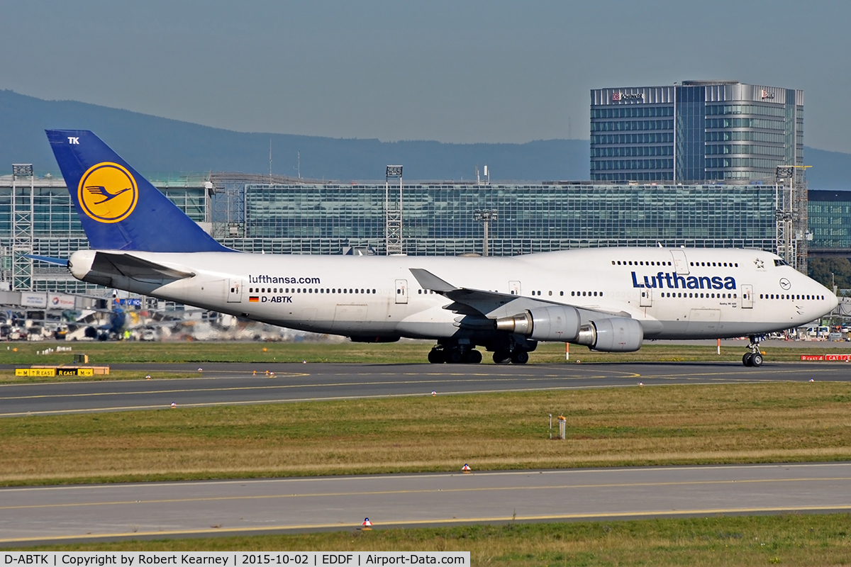 D-ABTK, 2001 Boeing 747-430 C/N 29871, Taxiing in after arrival