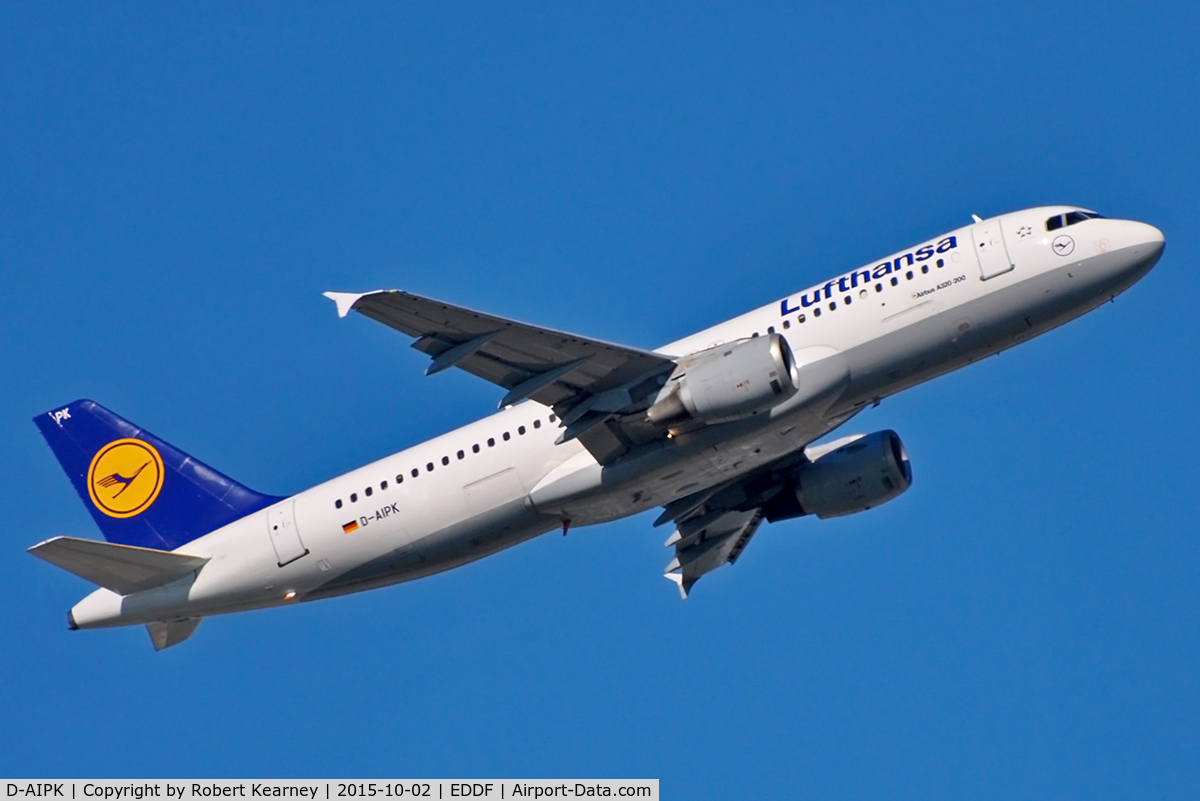 D-AIPK, 1989 Airbus A320-211 C/N 0093, Climbing out of EDDF