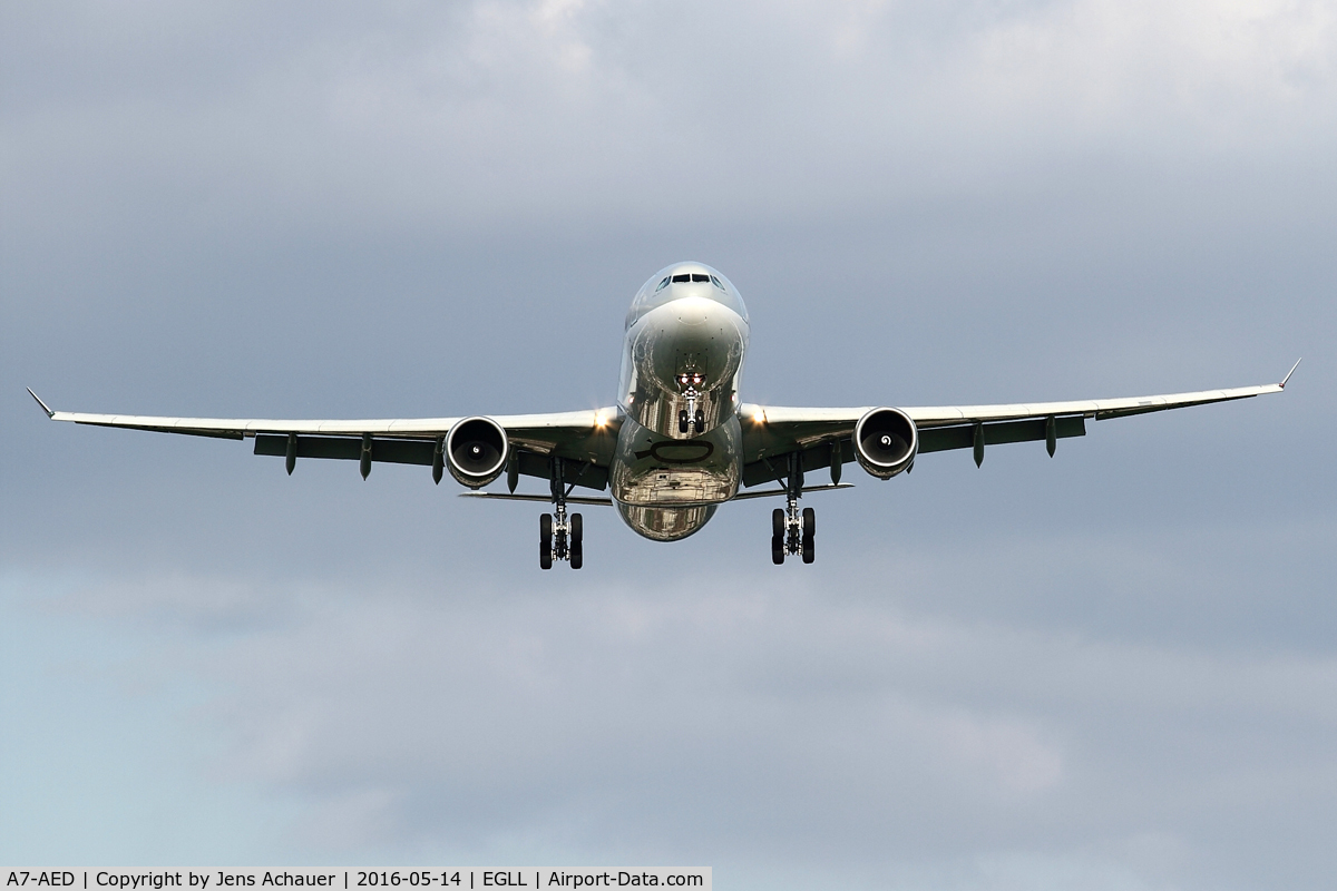 A7-AED, 2005 Airbus A330-302 C/N 680, arriving from Doha