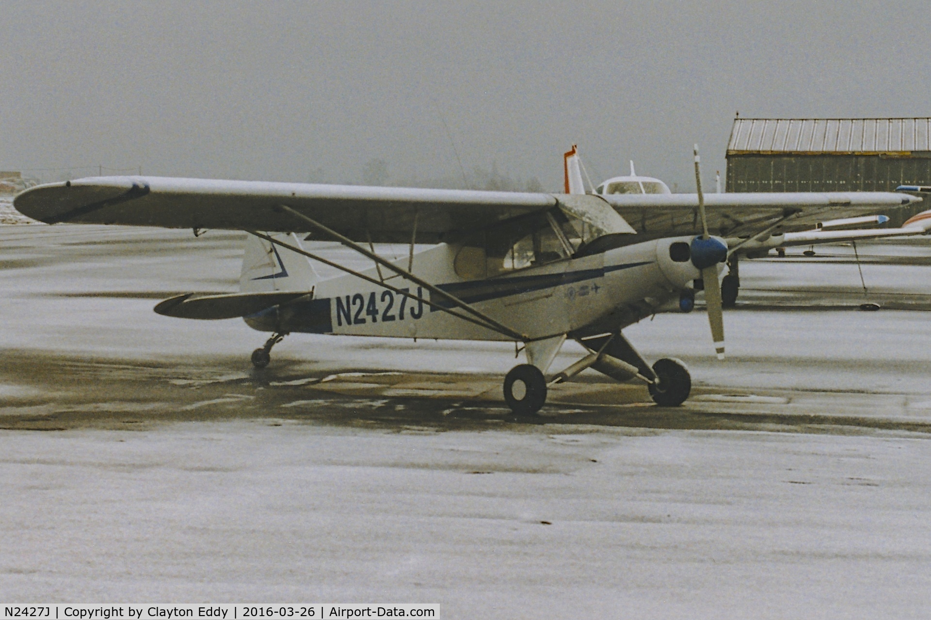N2427J, 1979 Piper PA-18-150 Super Cub C/N 18-7909123, N2427J in the snow at Rio Vista airport California, in Union Flights colors.