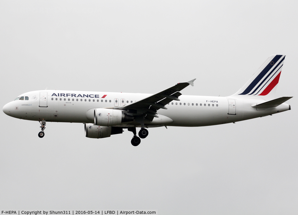 F-HEPA, 2009 Airbus A320-214 C/N 4139, Landing rwy 23