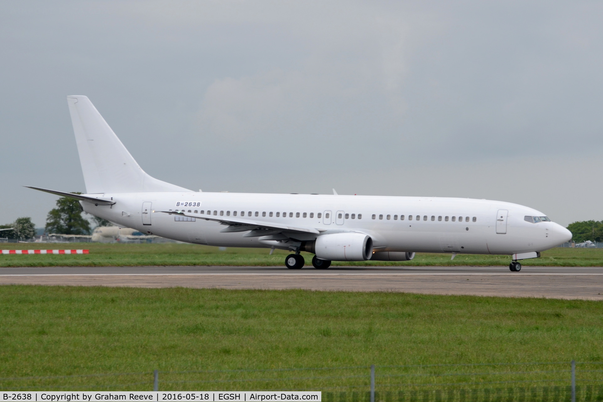 B-2638, 1999 Boeing 737-8Q8 C/N 28220, Just landed at Norwich.