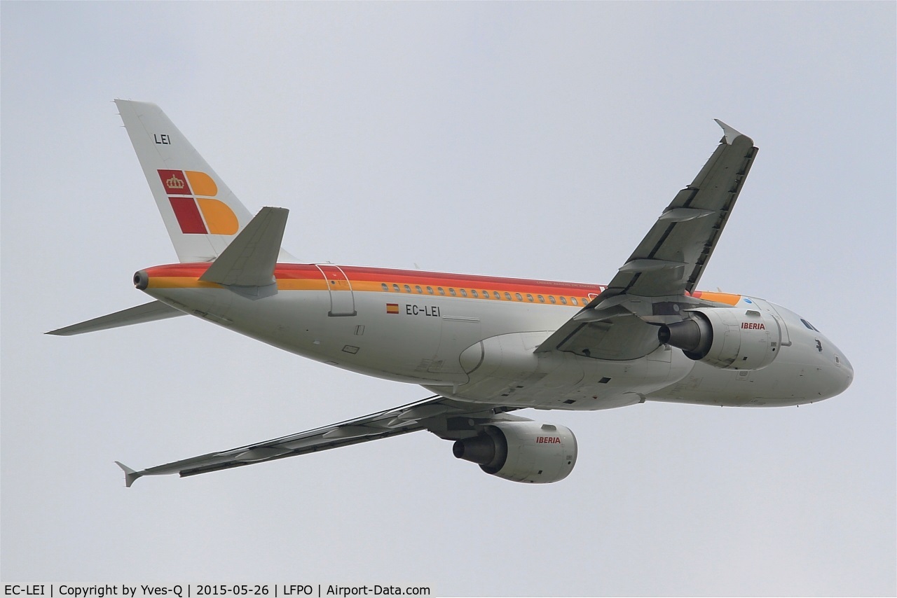 EC-LEI, 2008 Airbus A319-111 C/N 3744, Airbus A319-111, Take off Rwy 08, Paris-Orly Airport (LFPO-ORY)
