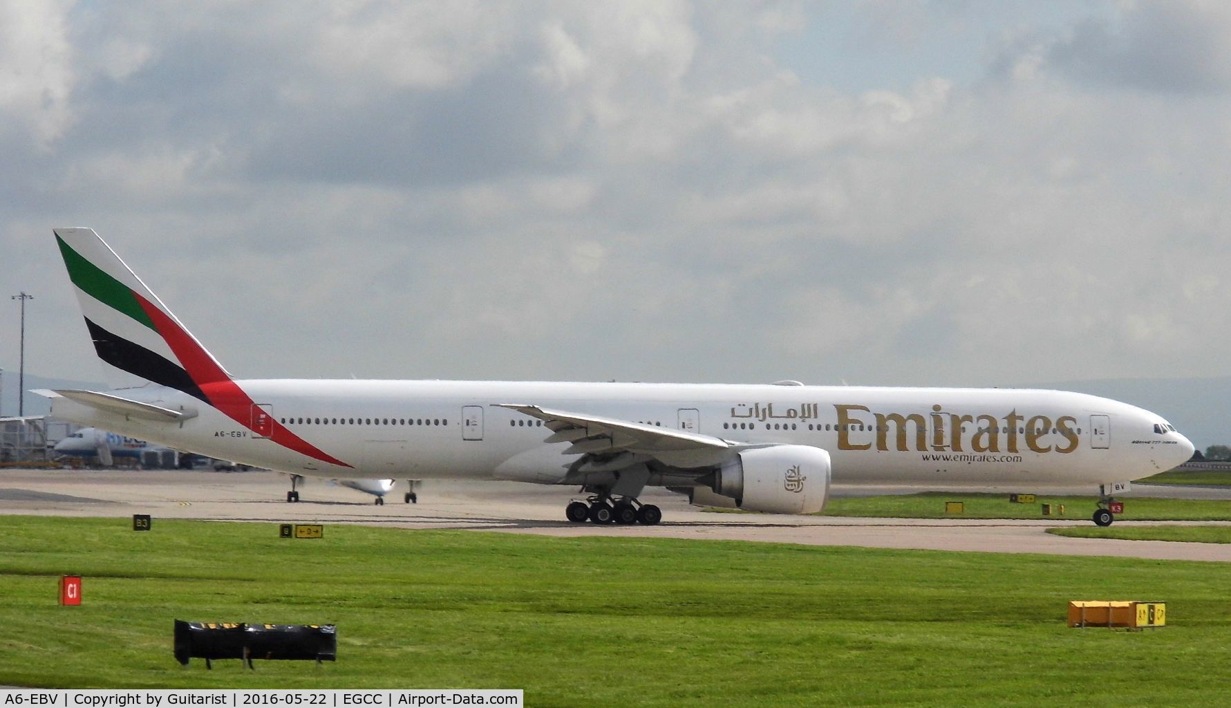 A6-EBV, 2006 Boeing 777-31H/ER C/N 32728, At Manchester