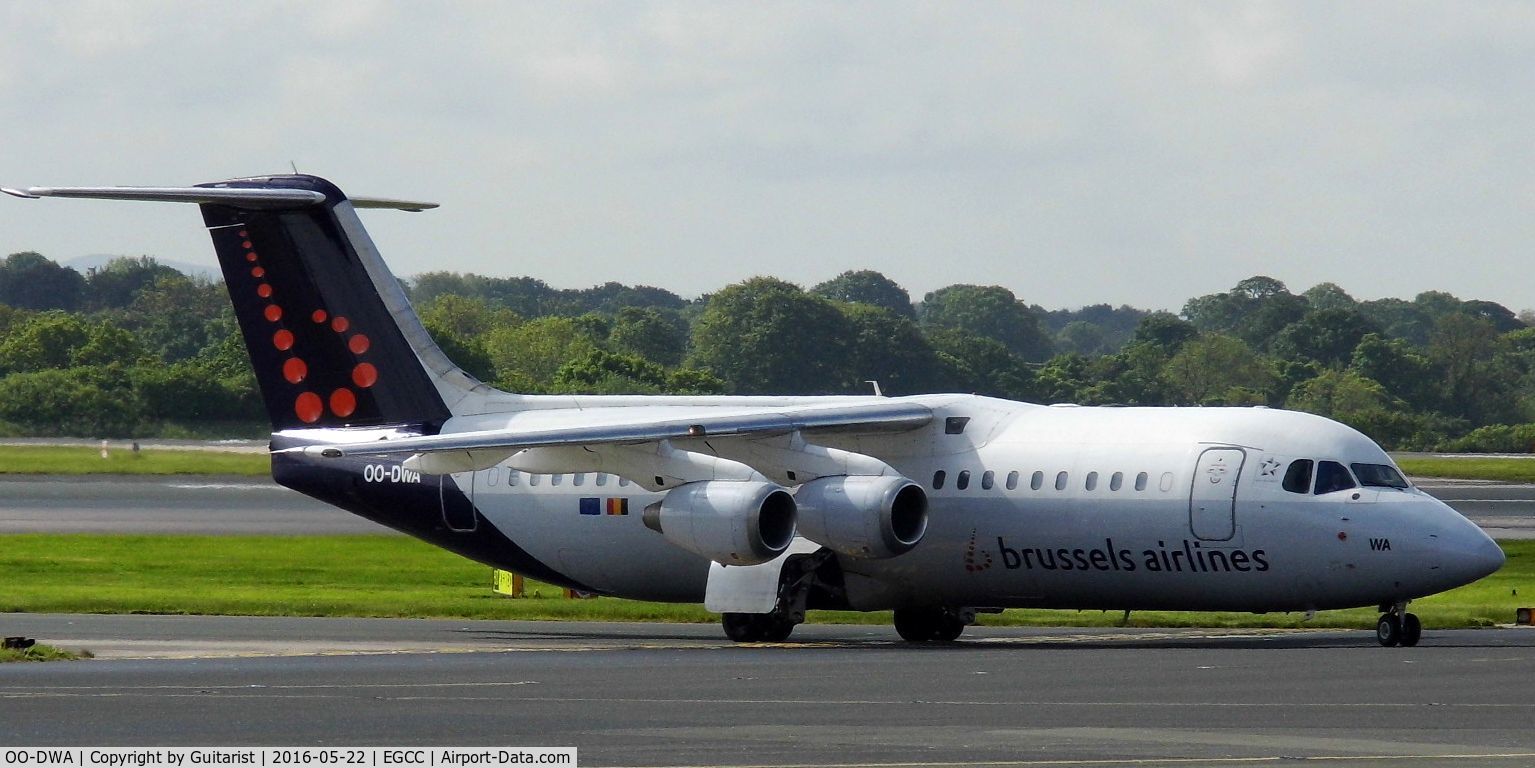 OO-DWA, 1997 British Aerospace Avro 146-RJ100 C/N E3308, At Manchester