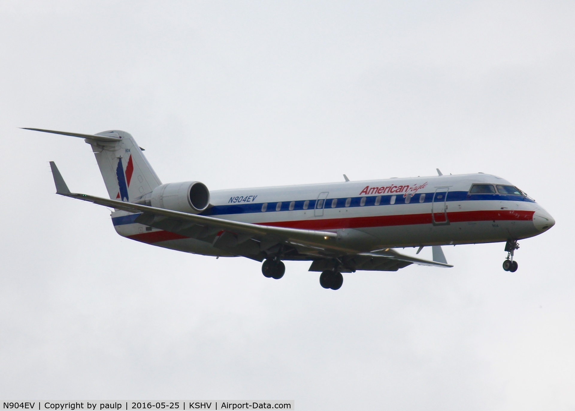 N904EV, 2002 Bombardier CRJ-200ER (CL-600-2B19) C/N 7628, At Shreveport Regional.