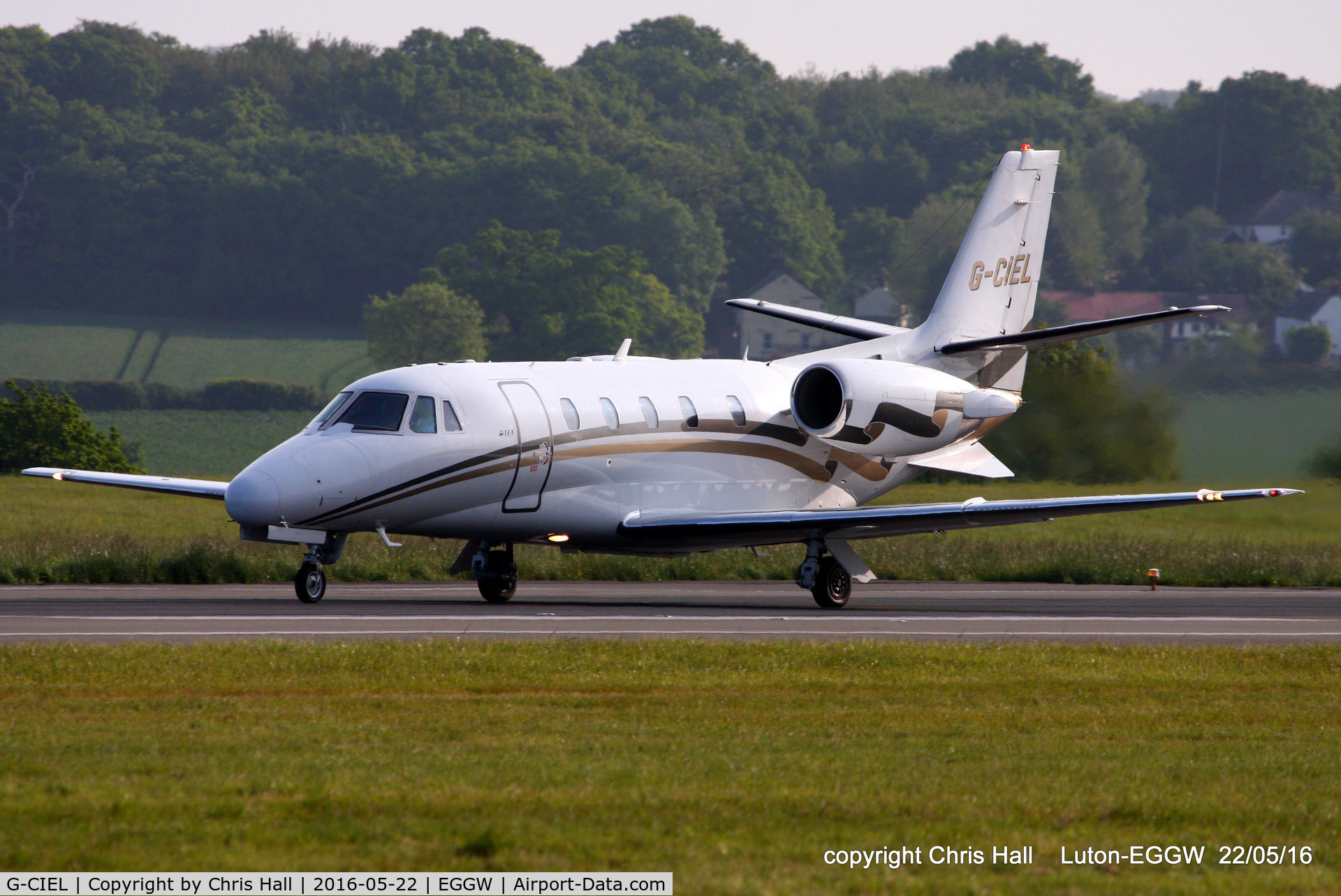 G-CIEL, 2002 Cessna 560XL Citation Excel C/N 560-5247, London Executive Aviation