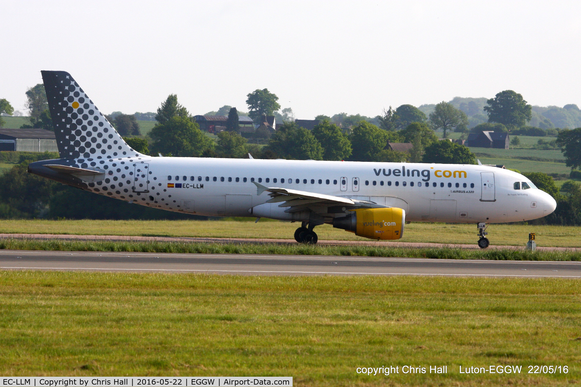 EC-LLM, 2011 Airbus A320-214 C/N 4681, Vueling