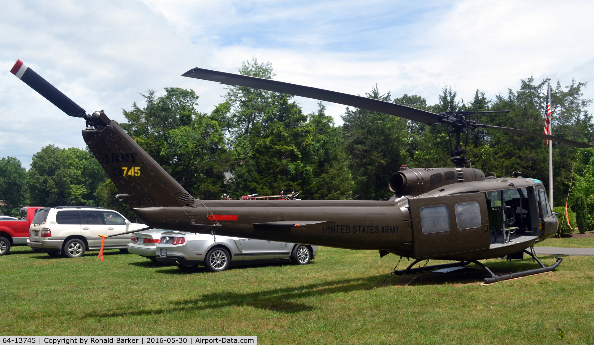 64-13745, 1964 Bell UH-1H Iroquois C/N 4452, Vietnam War Foundation and Museum, Ruckersville,, VA