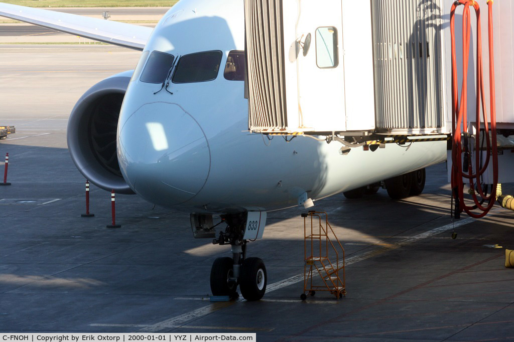 C-FNOH, 2015 Boeing 787-9 Dreamliner C/N 35267, C-FNOH at the gate in YYZ ready for flight AC882 to CPH