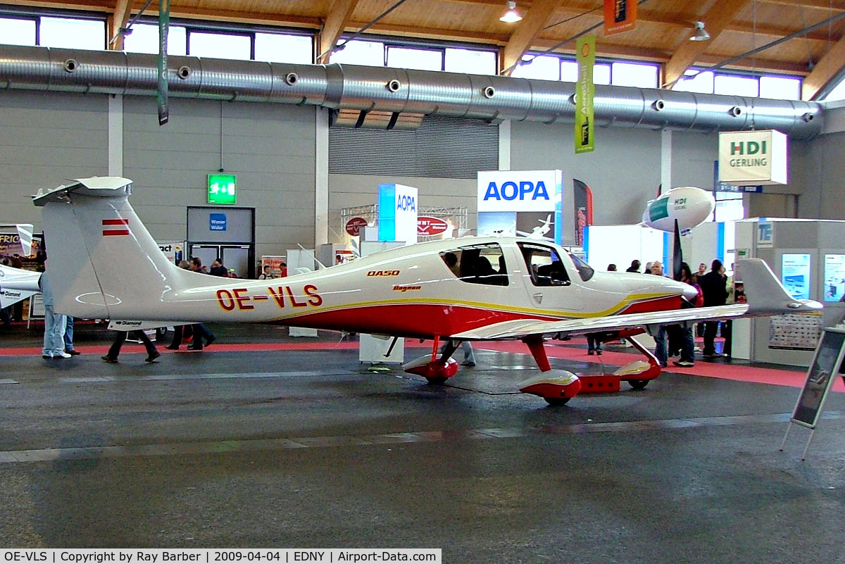 OE-VLS, Diamond DA-50 Superstar C/N 5L.001, Diamond DA.50 SuperStar [5L.001] Friedrichshafen~D 04/04/2009