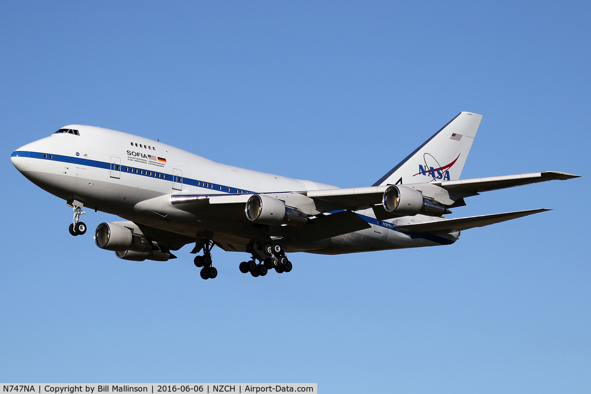 N747NA, 1977 Boeing 747SP-21 C/N 21441, APPROACHING CHC AFTER A TRIP FROM HNL