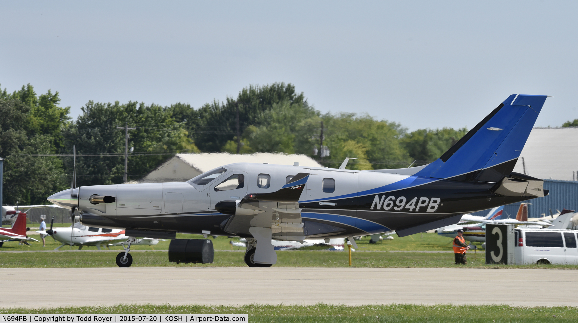 N694PB, 2014 Socata TBM-700 C/N 1043, Airventure 2015