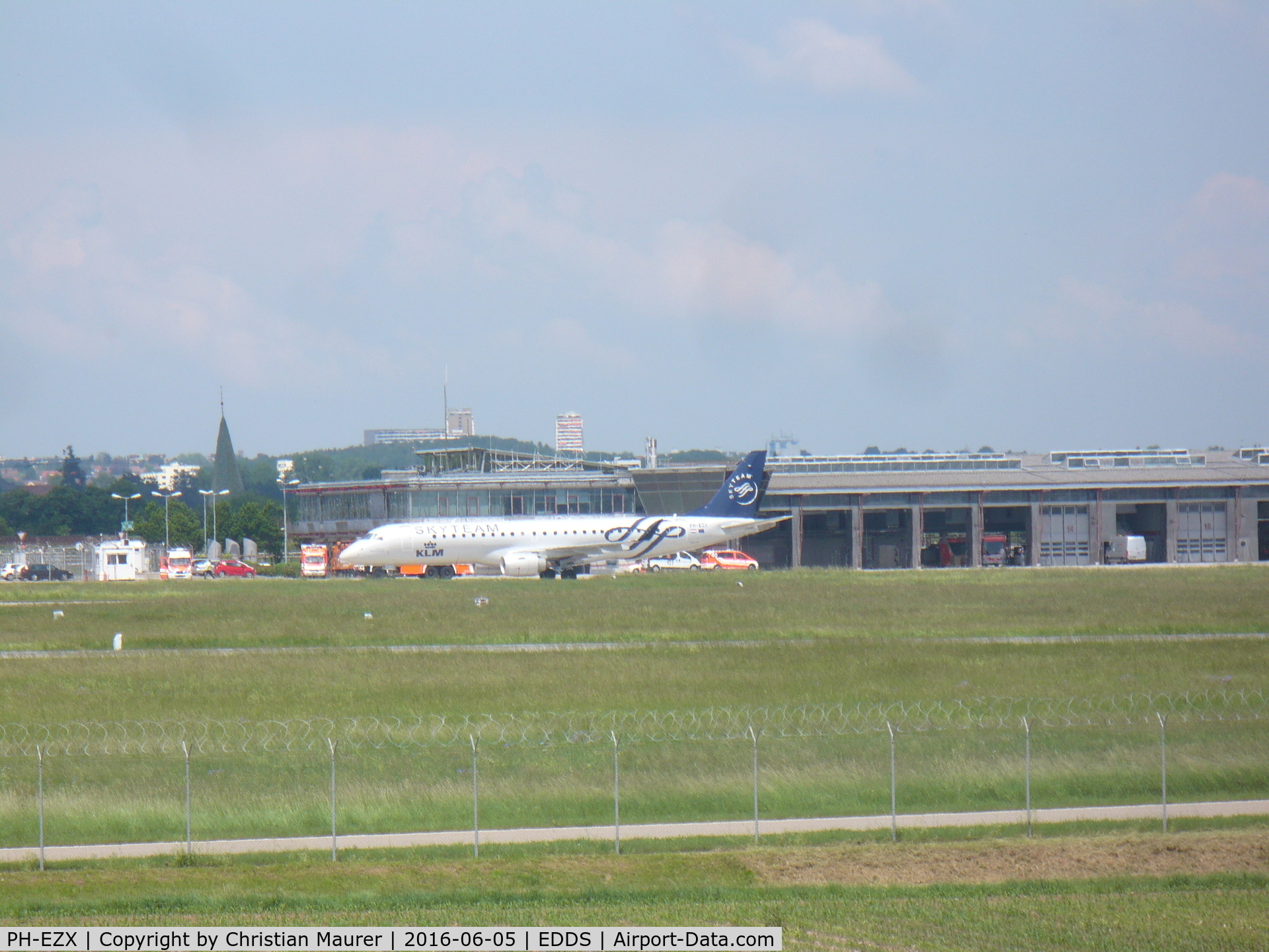 PH-EZX, 2012 Embraer 190LR (ERJ-190-100LR) C/N 19000545, KLM Embrear ERJ-190LR