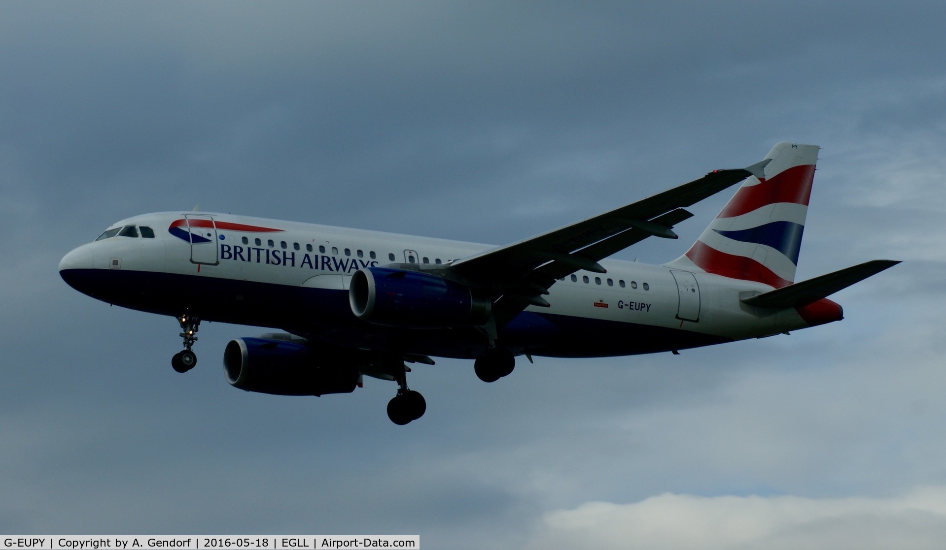 G-EUPY, 2001 Airbus A319-131 C/N 1466, British Airways, is here landing at London Heathrow(EGLL)
