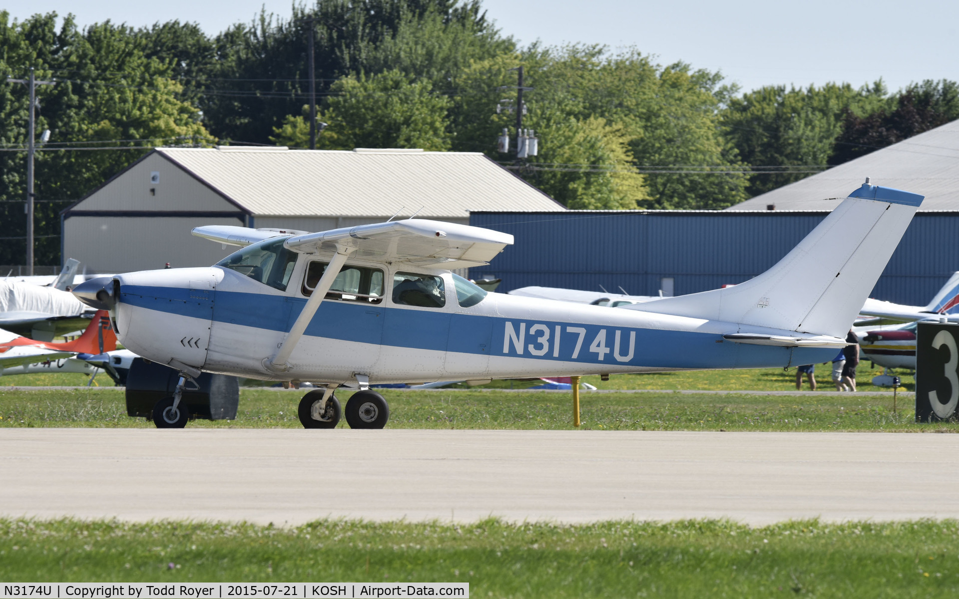 N3174U, 1963 Cessna 182F Skylane C/N 18254574, Airventure 2015