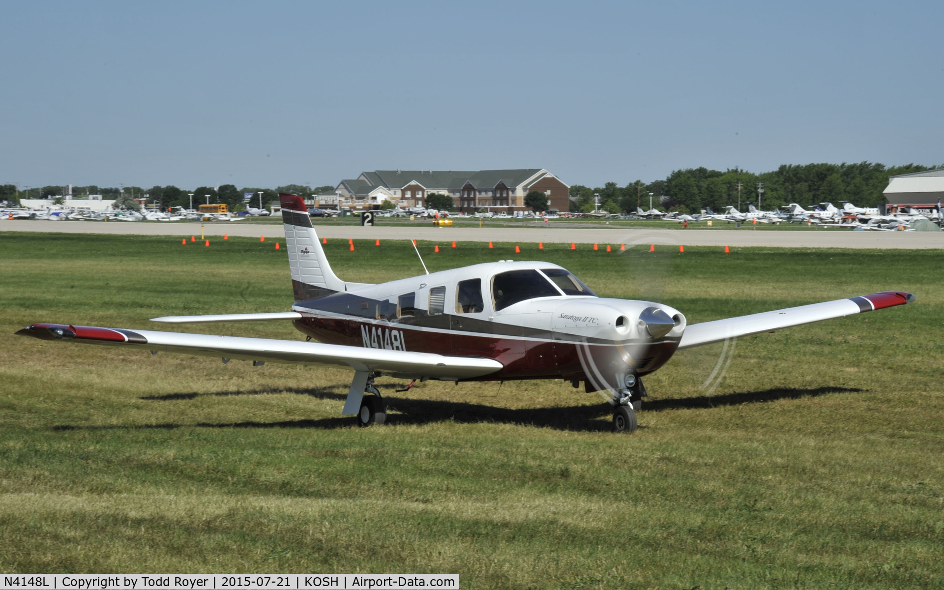 N4148L, 1999 Piper PA-32R-301T Turbo Saratoga C/N 3257084, Airventure 2015