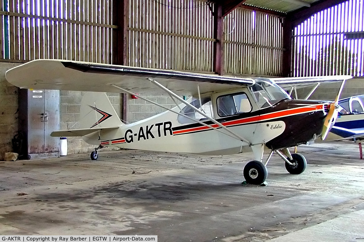 G-AKTR, 1946 Aeronca 7AC Champion C/N 7AC-3017, Aeronca 7AC Champion [7AC-3017] Oaksey Park~G 21/05/2005