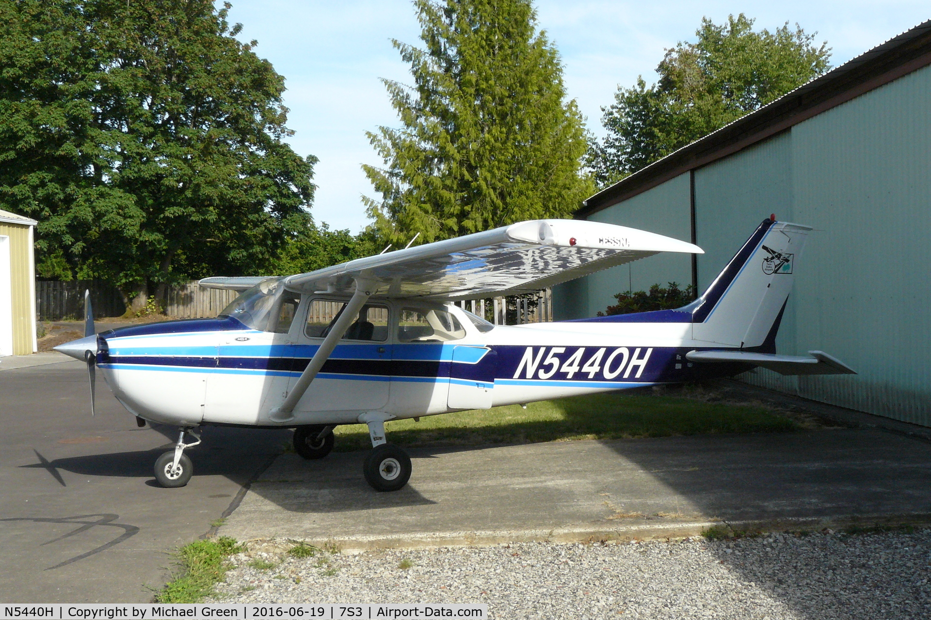 N5440H, 1975 Cessna 172M C/N 17265438, N5440H