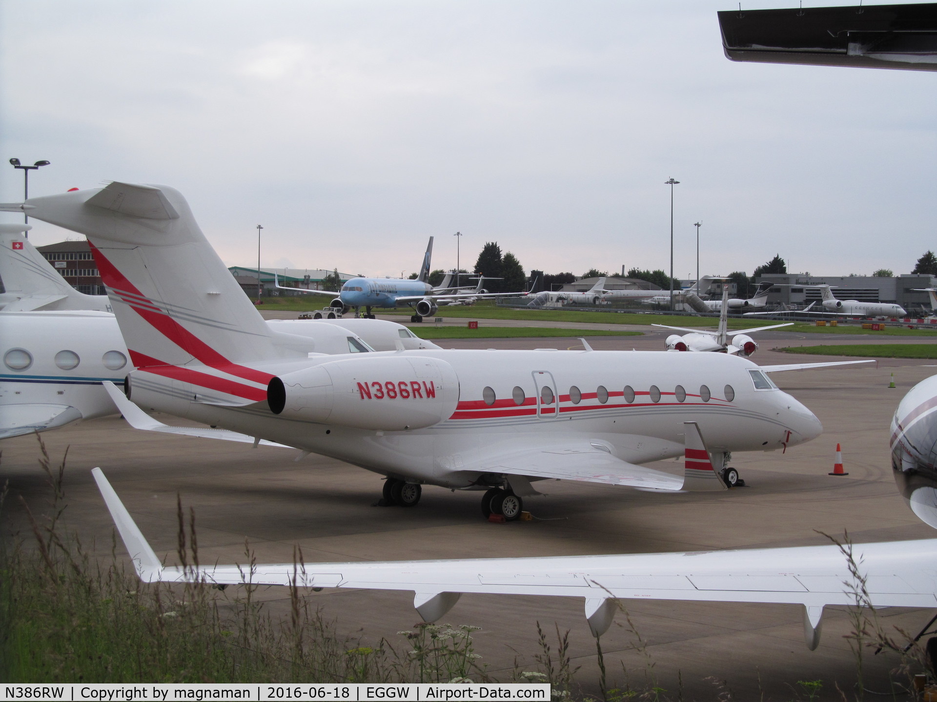 N386RW, 2014 Israel Aircraft Industries Gulfstream G280 C/N 2052, at luton