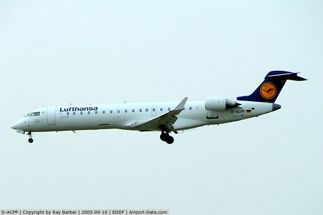 D-ACPP, 2003 Bombardier CRJ-701ER (CL-600-2C10) Regional Jet C/N 10086, Canadair CRJ-700 [10086] (Lufthansa Regional) Frankfurt~D 10/09/2005