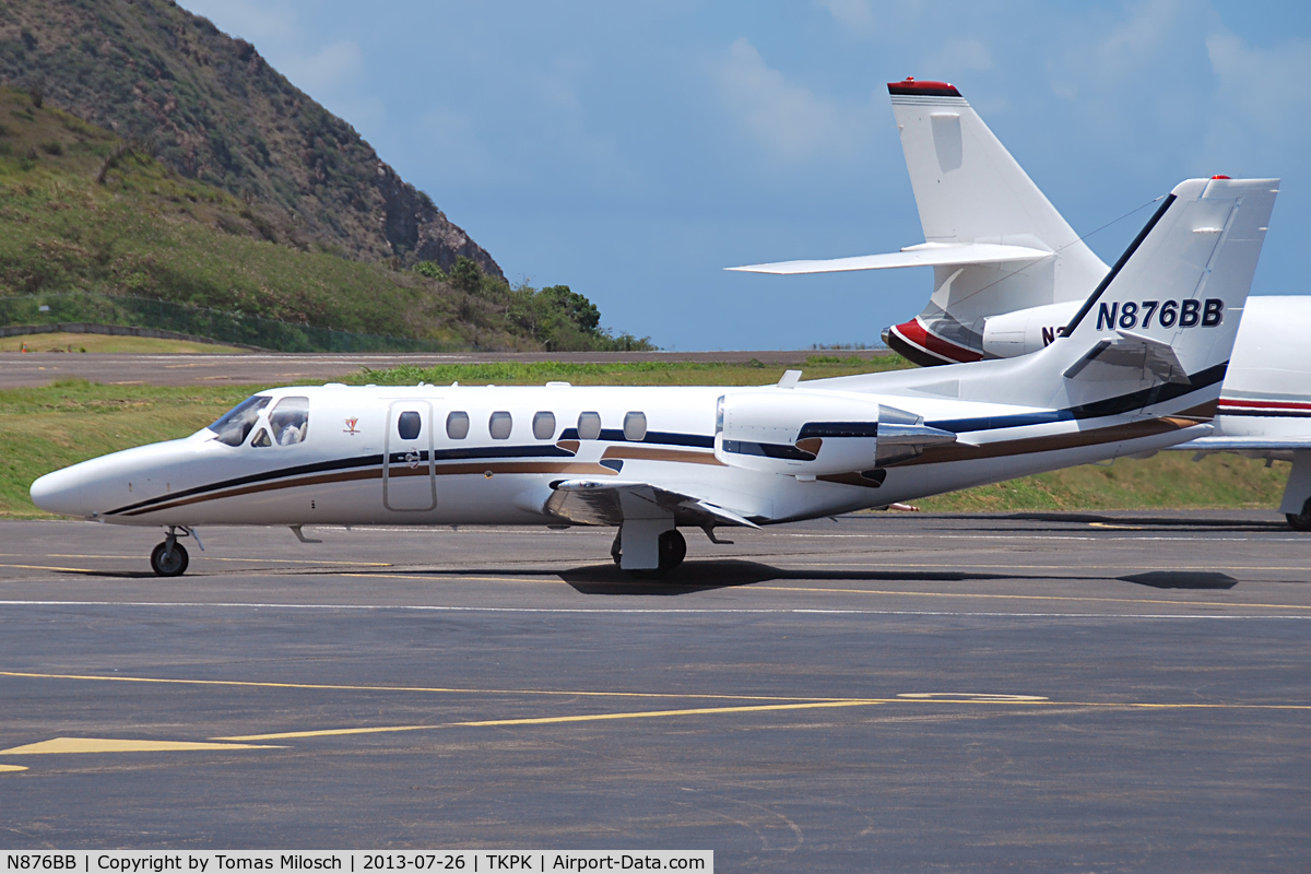 N876BB, 2004 Cessna 550 Citation Bravo C/N 550-1087, Seen here while waiting for our flight to SXM