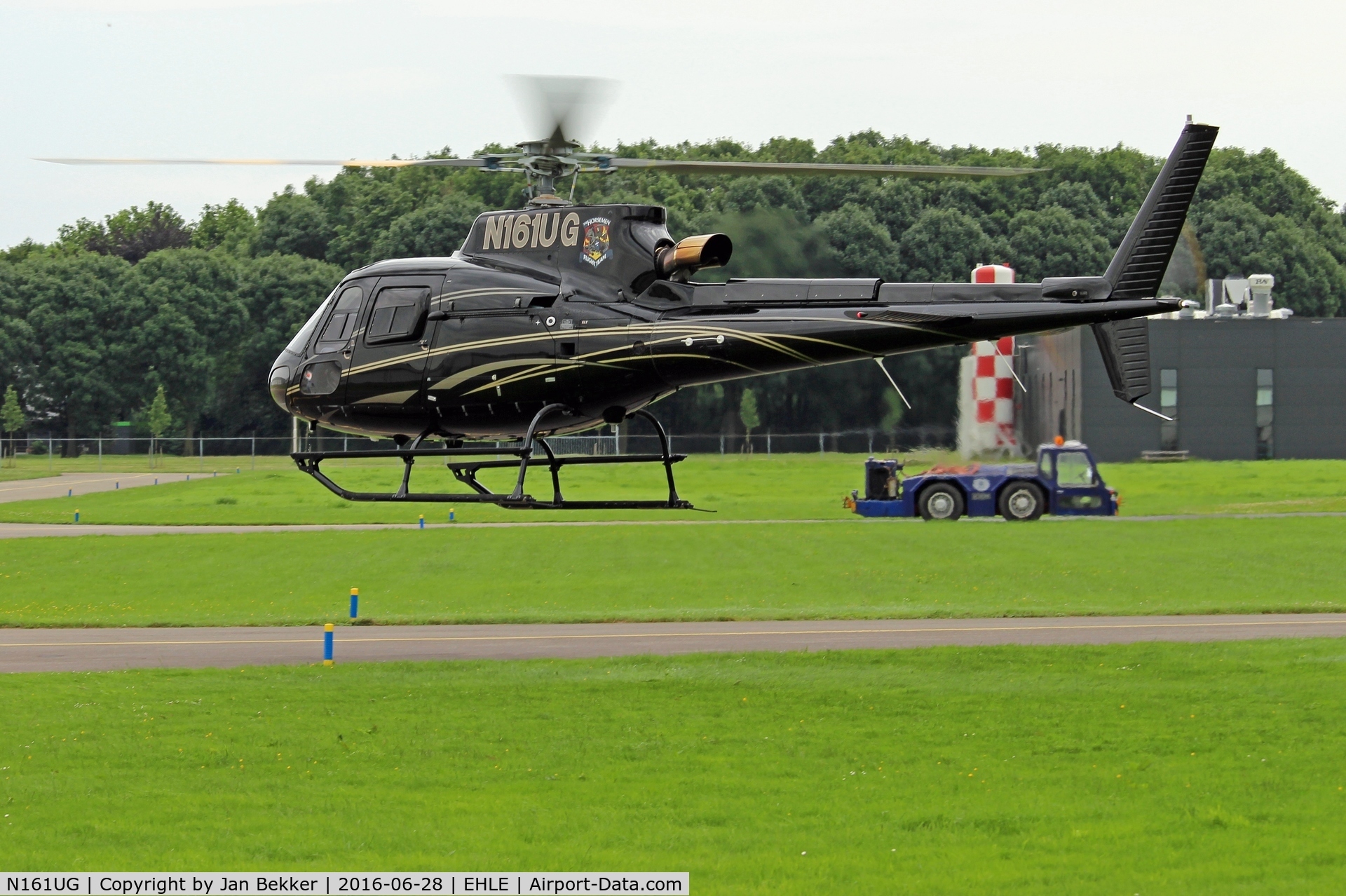 N161UG, Eurocopter AS-350B-3 Ecureuil Ecureuil C/N 7380, Lelystad Airport.