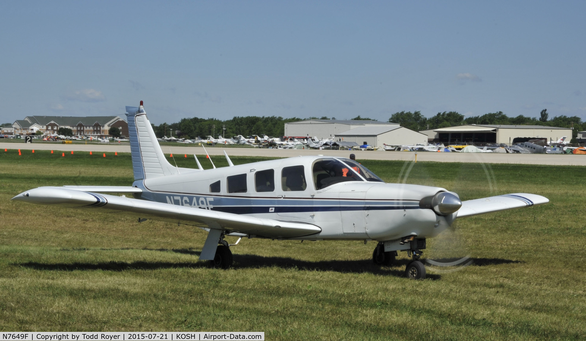 N7649F, Piper PA-32R-300 Cherokee Lance C/N 32R-7780072, Airventure 2015