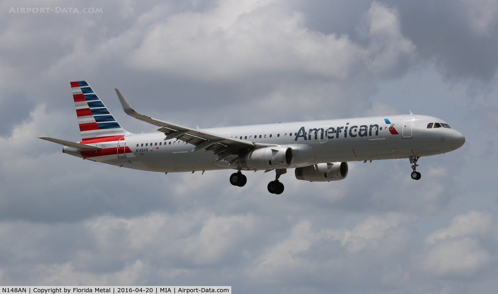 N148AN, 2015 Airbus A321-231 C/N 6790, American