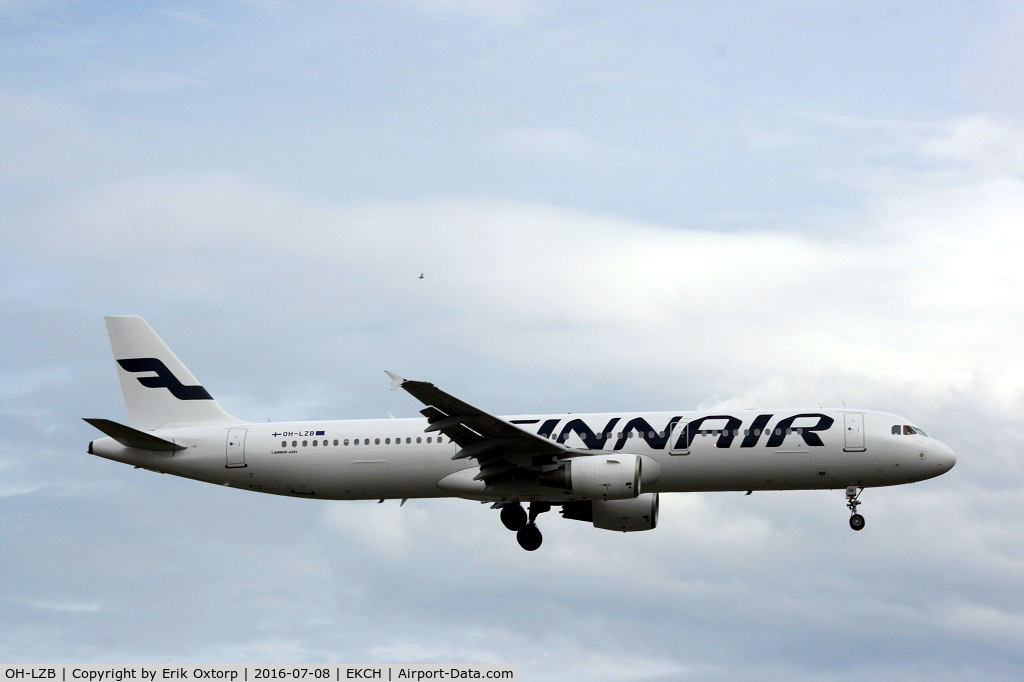 OH-LZB, 1999 Airbus A321-211 C/N 0961, OH-LZB landing rw 22L