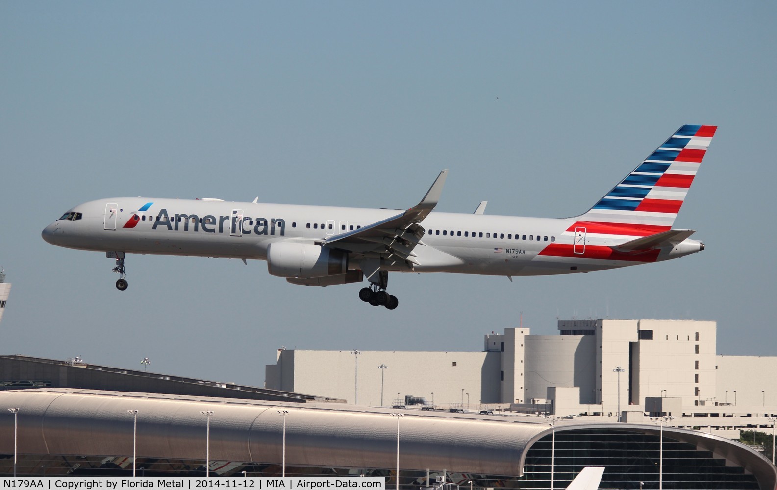 N179AA, 2002 Boeing 757-223 C/N 32397, American