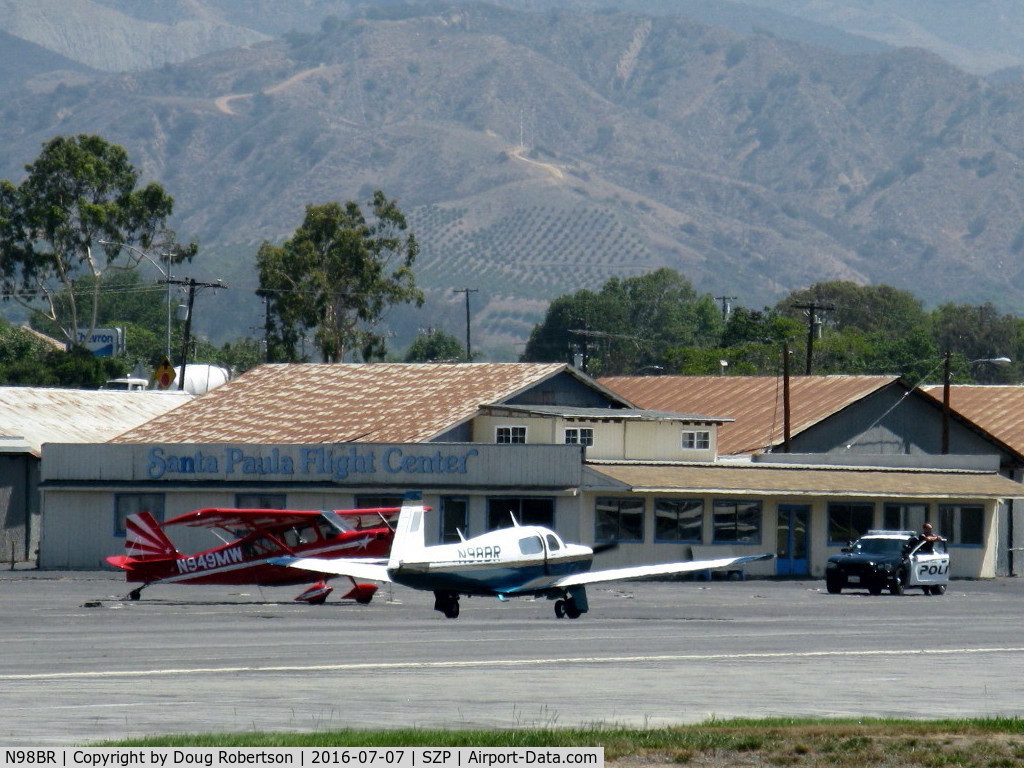 N98BR, 1995 Mooney M20J 201 C/N 24-3356, 1995 Mooney M20J MSE, Lycoming IO-360-A3B6D 200 Hp, SP PD on duty to right, taxi to Rwy 22