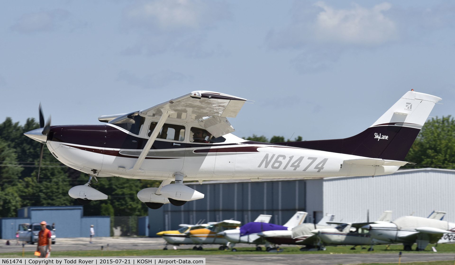 N61474, 2004 Cessna 182T Skylane C/N 18281370, Airventure 2015