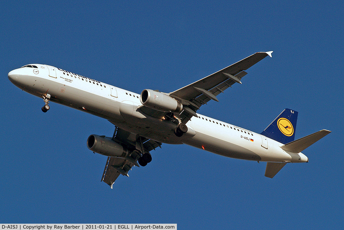 D-AISJ, 2008 Airbus A321-231 C/N 3360, Airbus A321-231 [3360] (Lufthansa) Home~G 21/01/2011. On approach 27R.