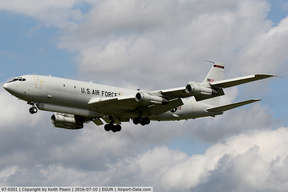 97-0201, Northrop Grumman E-8C J-STARS C/N P-13, Landing runway 29