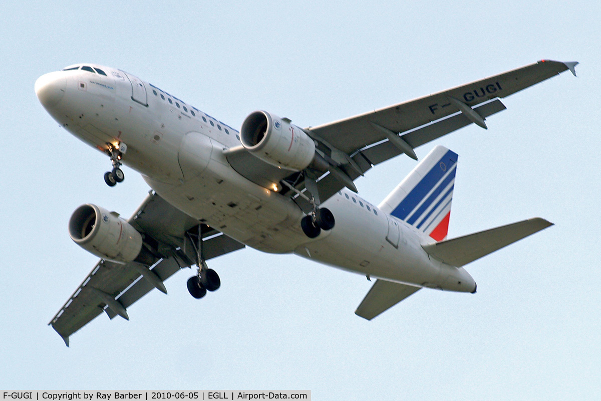 F-GUGI, 2004 Airbus A318-111 C/N 2350, Airbus A318-111 [2350] (Air France) Home~G 05/06/2010. On approach 27R.