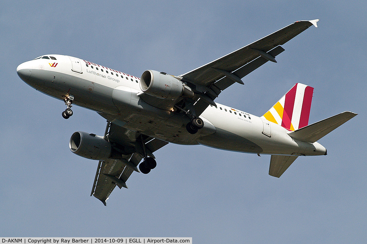 D-AKNM, 1999 Airbus A319-112 C/N 1089, Airbus A319-112 [1089] (Germanwings) Home~G 09/10/2014. On approach 27R.