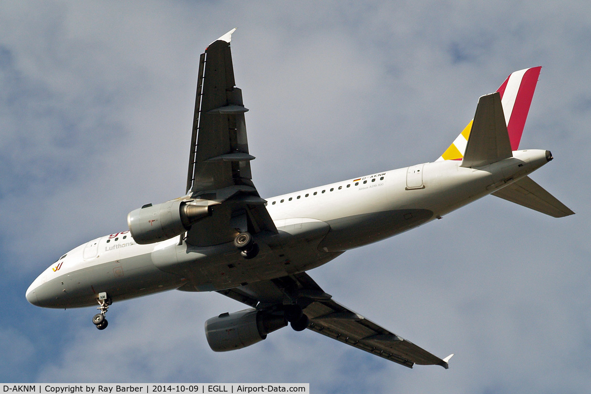 D-AKNM, 1999 Airbus A319-112 C/N 1089, Airbus A319-112 [1089] (Germanwings) Home~G 09/10/2014. On approach 27R.