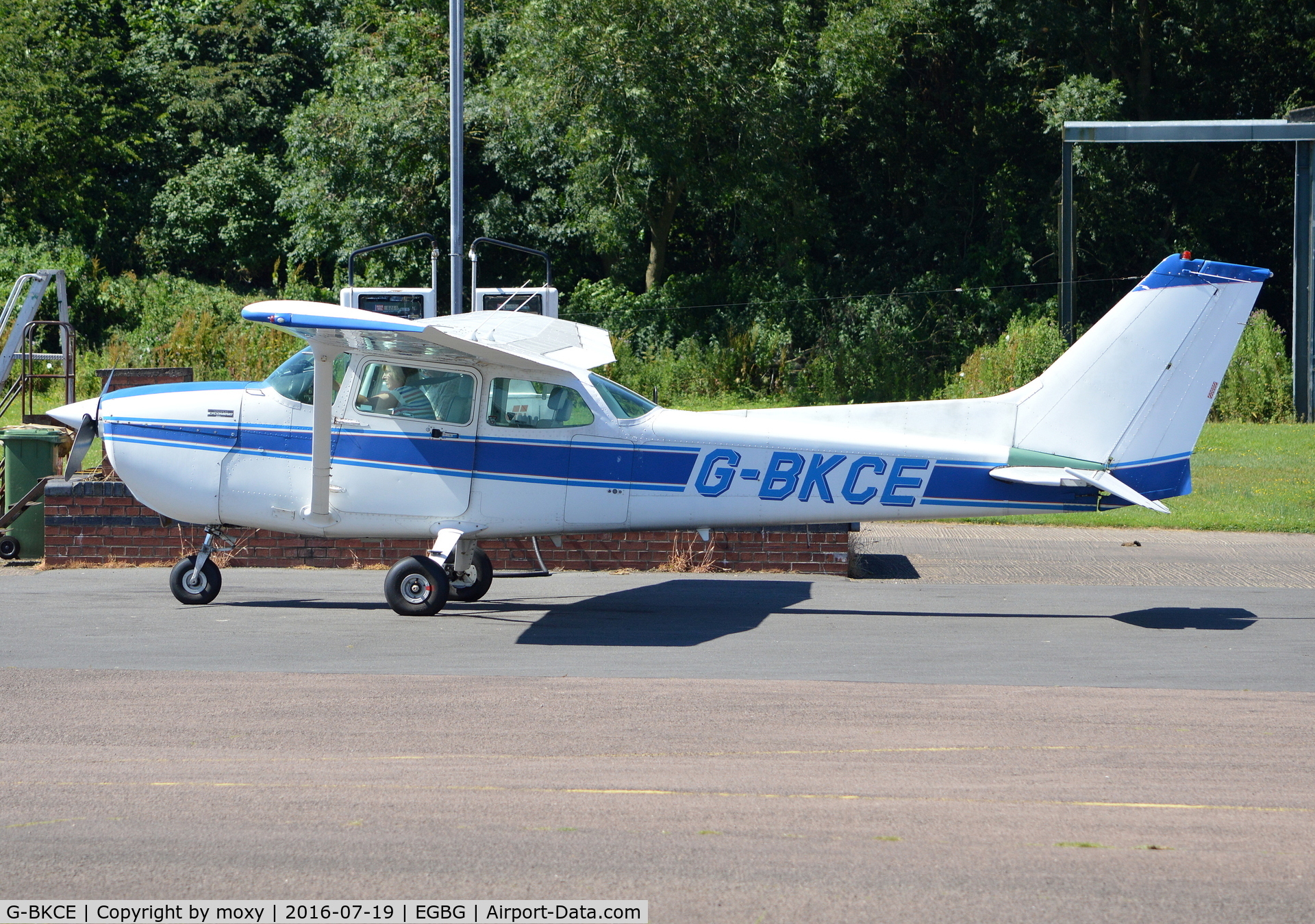 G-BKCE, 1982 Reims F172P Skyhawk C/N 2135, Reims Cessna F172P Skyhawk at Leicester Aiport. Ex N9687R