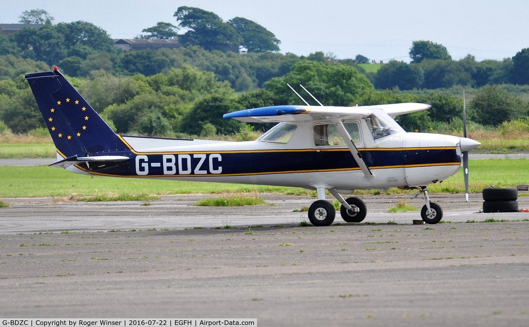 G-BDZC, 1976 Reims F150M C/N 1316, Visiting Reims assembled Cessna aircraft.
