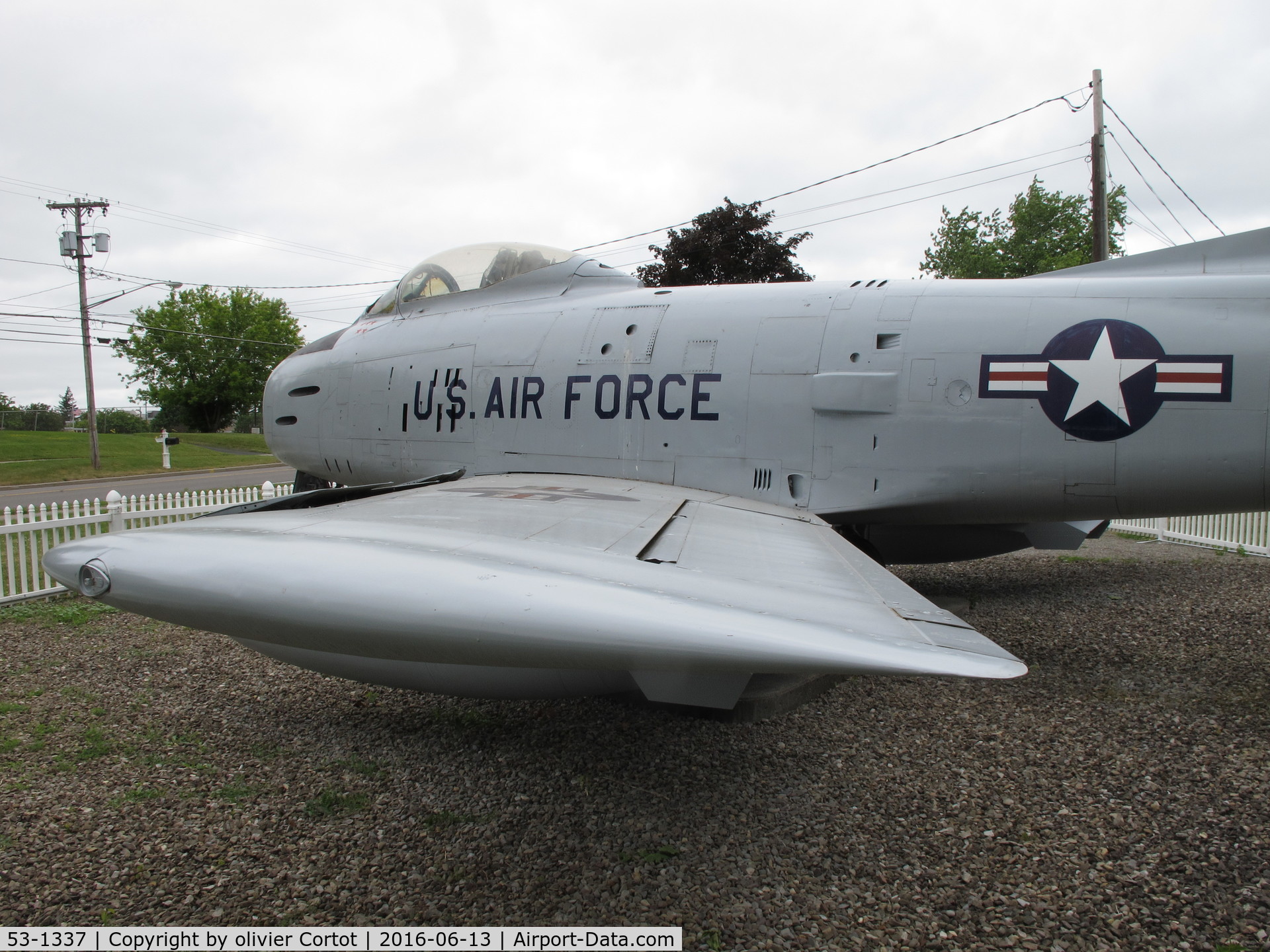 53-1337, 1953 North American F-86H Sabre C/N 203-109, closer view