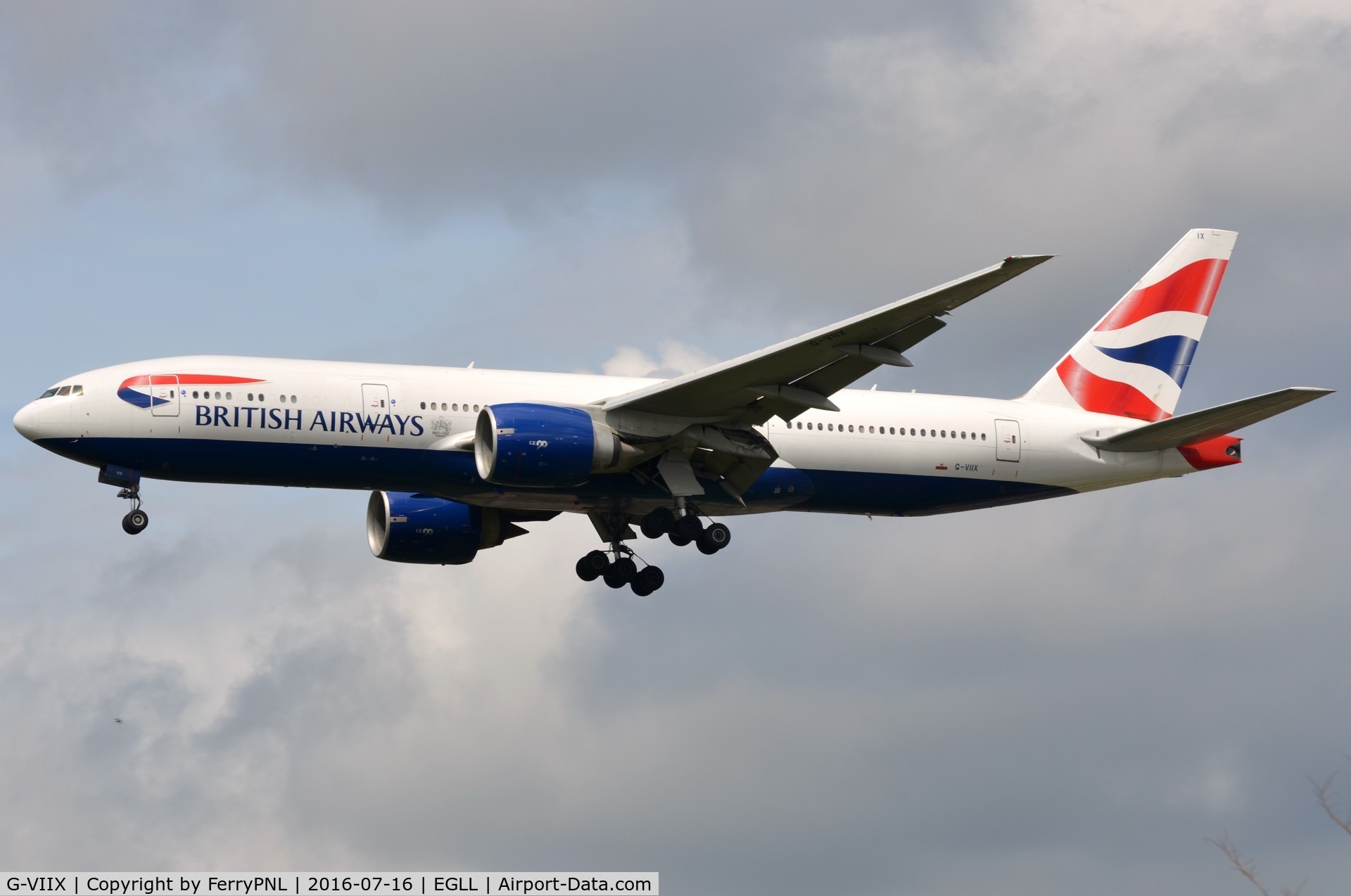 G-VIIX, 1999 Boeing 777-236 C/N 29966, British Airways B772 landing.