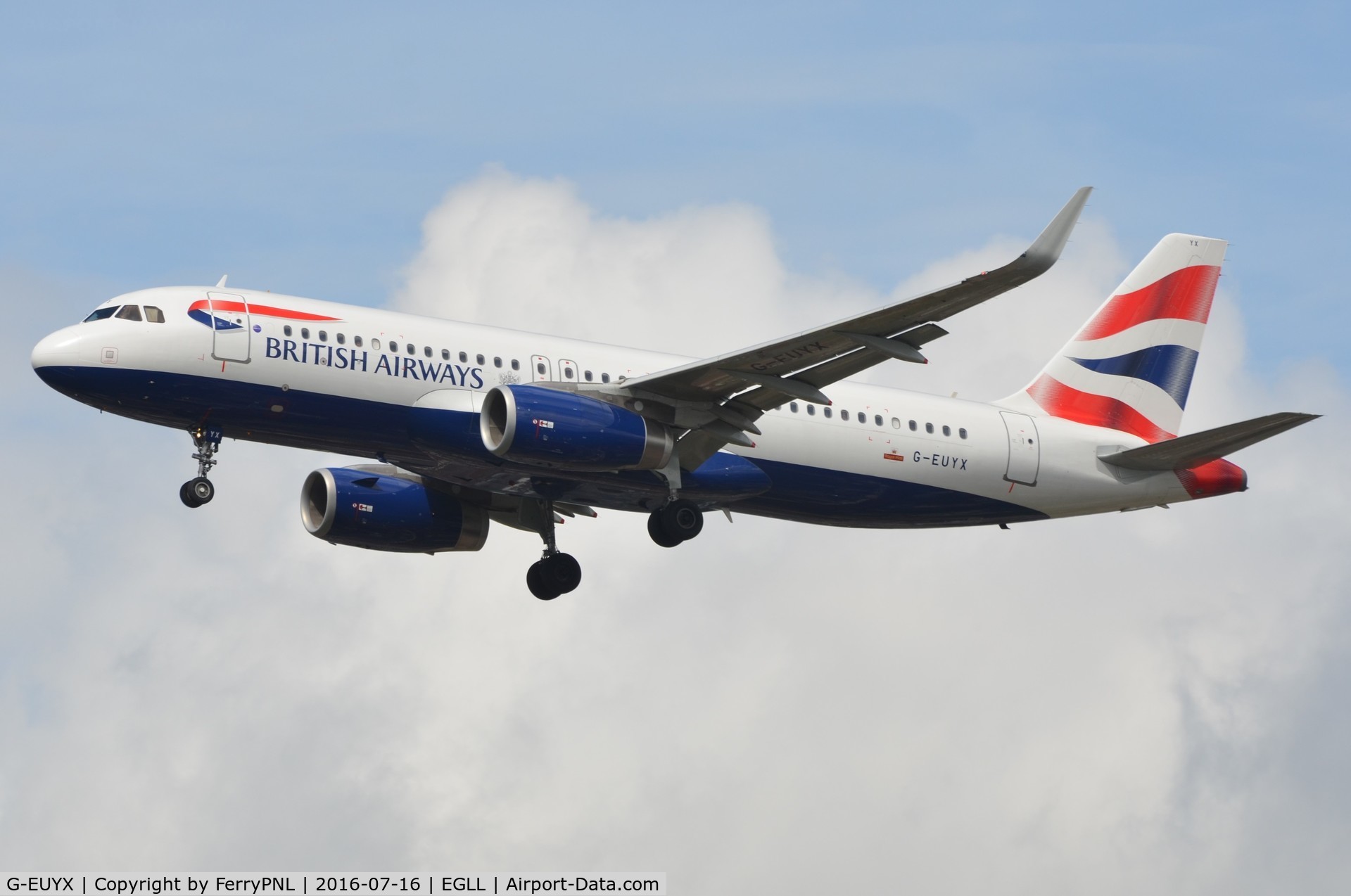 G-EUYX, 2014 Airbus A320-232 C/N 6155, British Airways A320 arriving.
