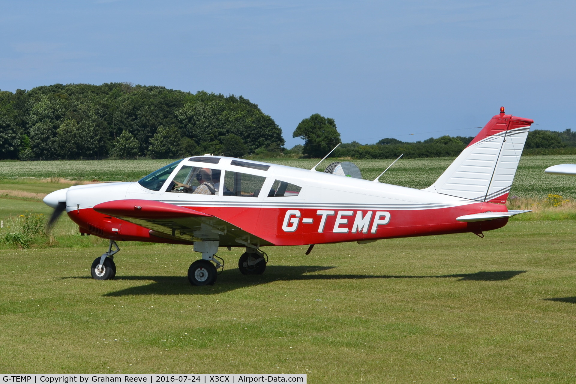 G-TEMP, 1970 Piper PA-28-180 Cherokee C/N 28-5806, Just landed at Northrepps.