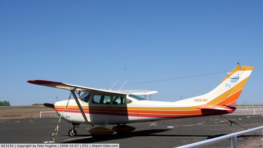 N2315X, 1965 Cessna 182H Skylane C/N 18256215, N2315X Cessna 182 at Oldham County, Texas