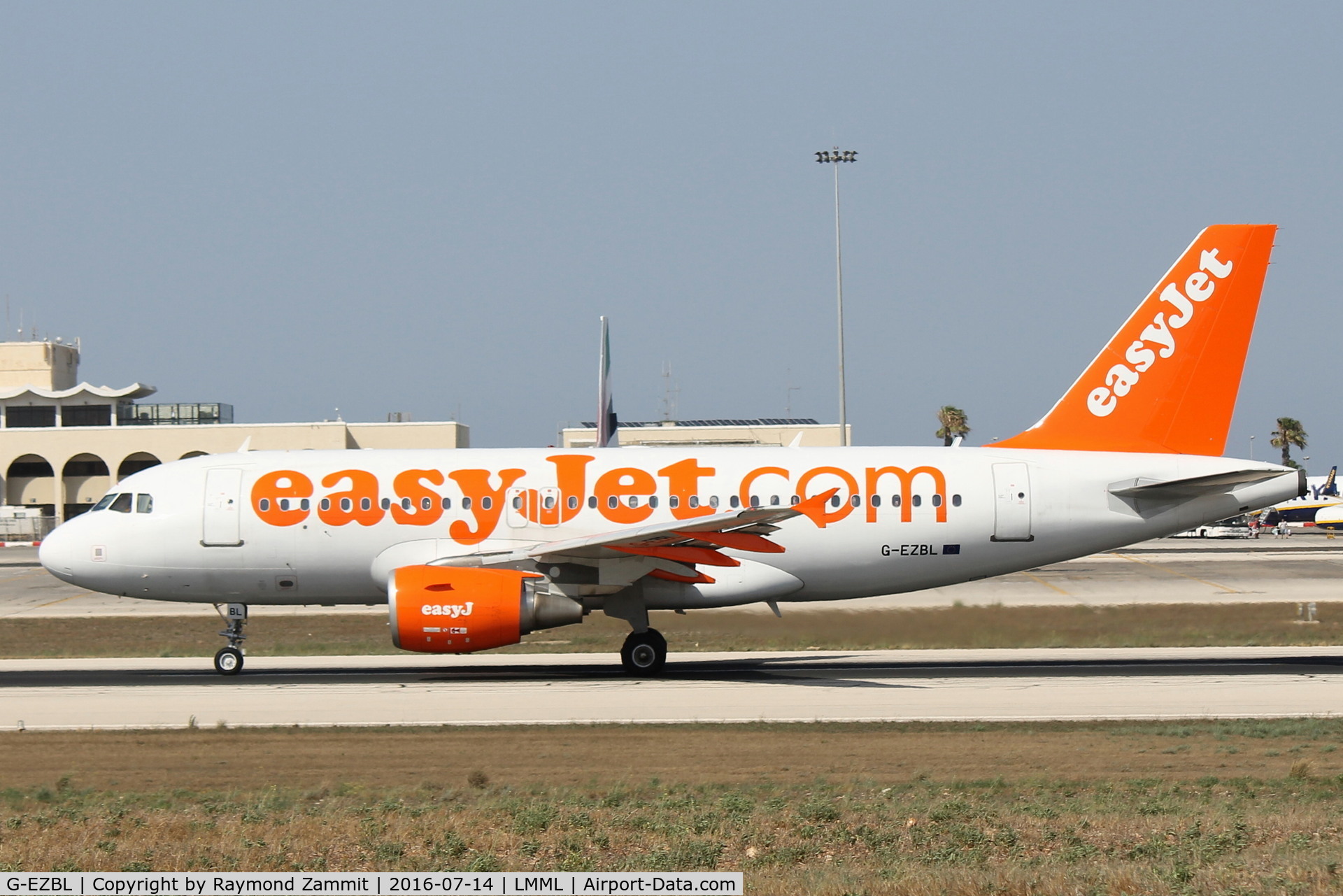 G-EZBL, 2007 Airbus A319-111 C/N 3053, A319 G-EZBL Easyjet